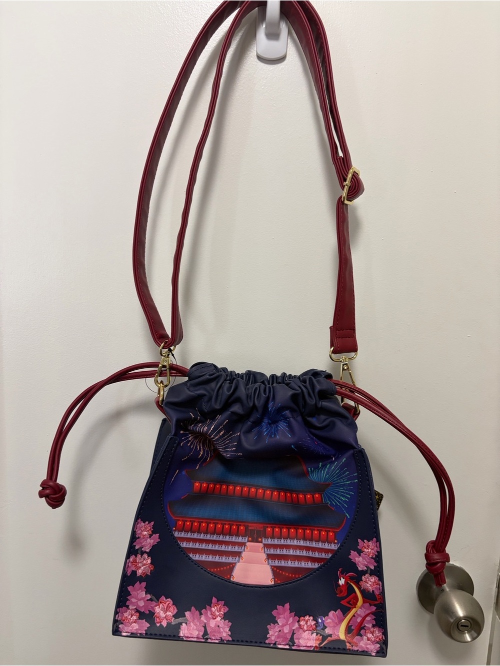 Loungefly Mulan Drawstring Purse with Watching wallet!